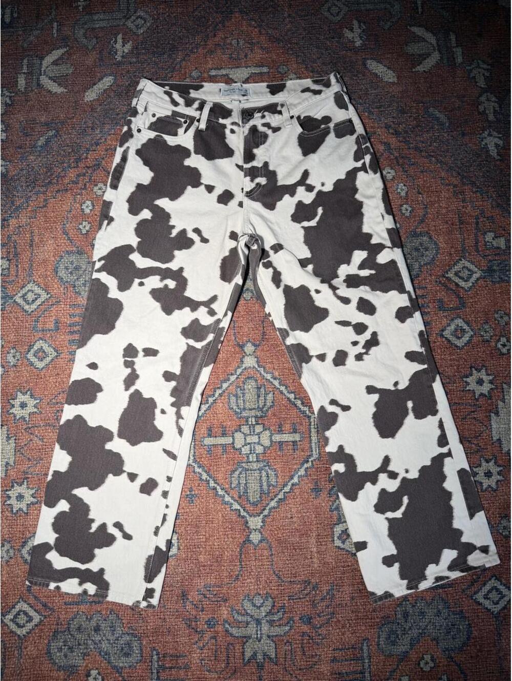 A&F 90s Relaxed Curve Love Pony Print Jeans Size 29 Short